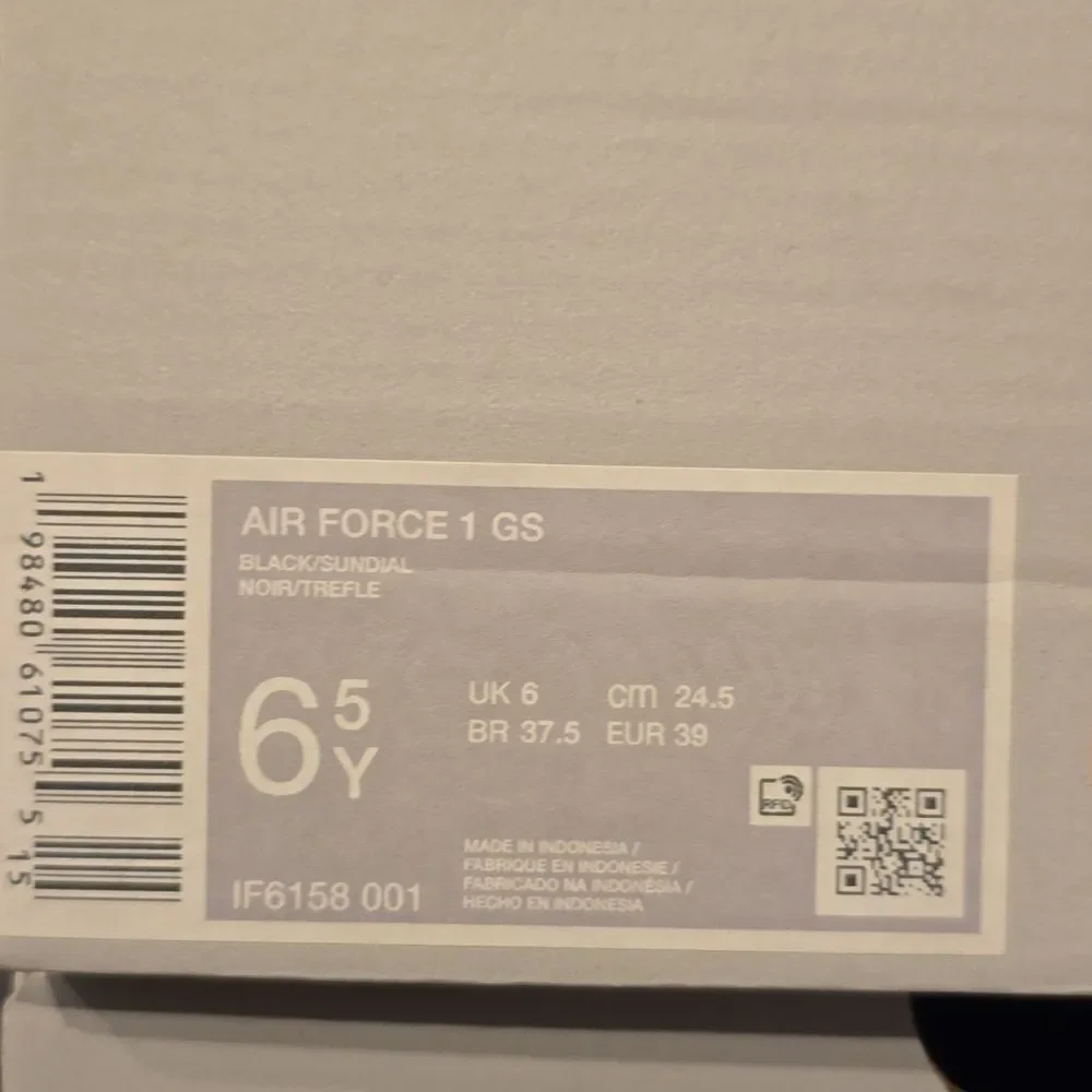 Nike questions leave